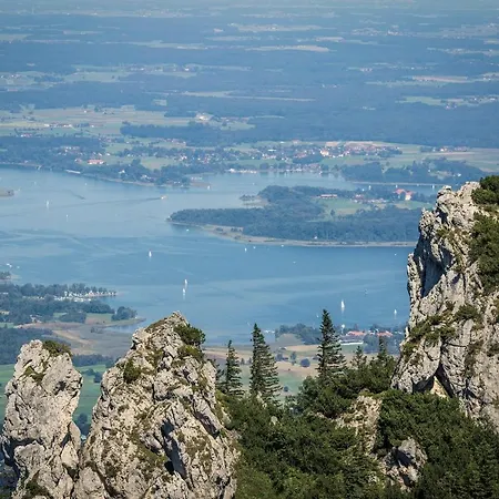 Poelzl Apartman *