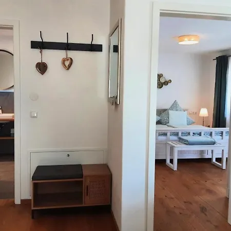 Poelzl Apartman